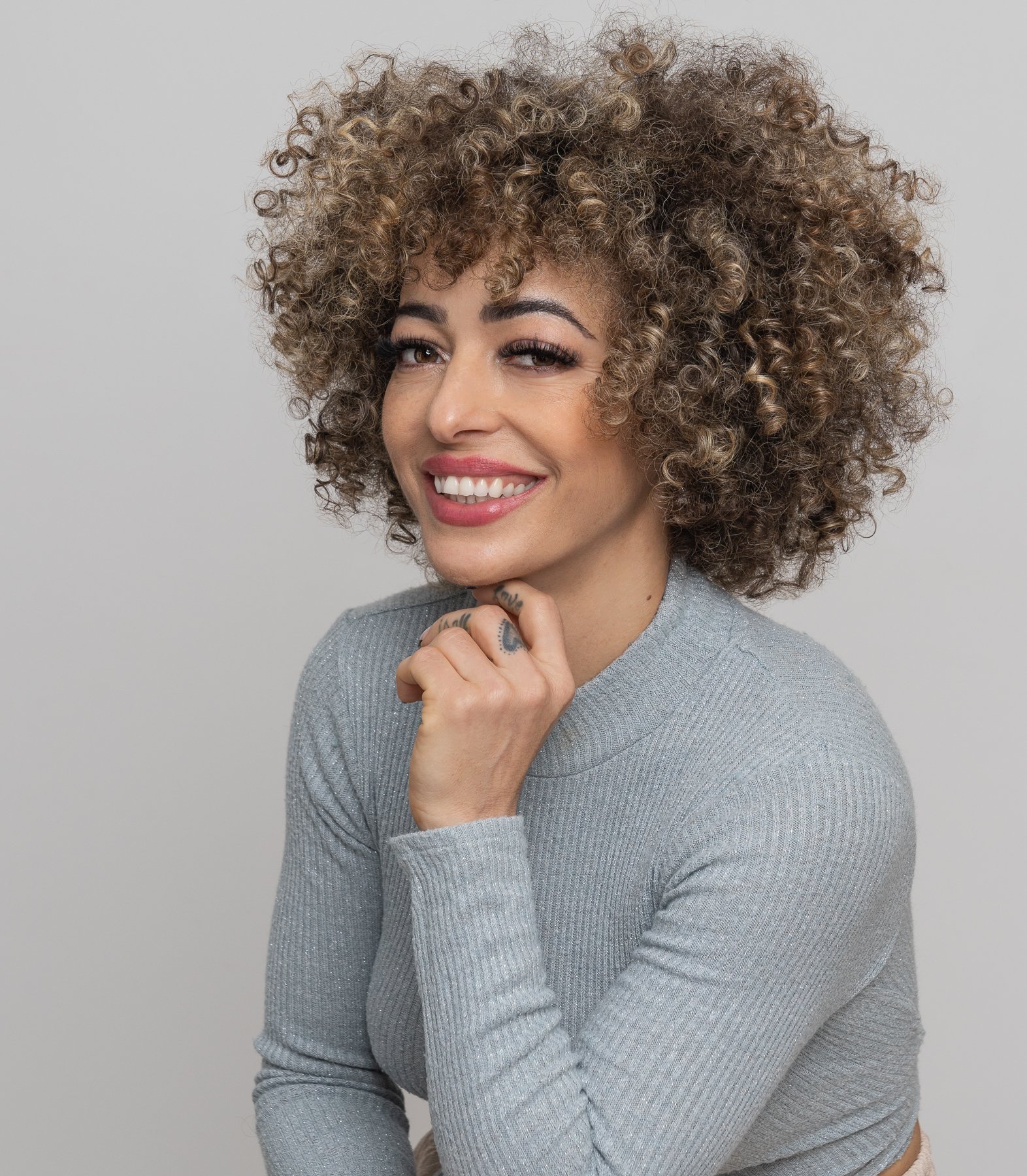 Carla  Silva headshot